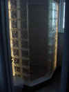 shower24.JPG (64103 bytes)